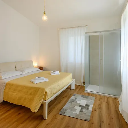 Apartman Elieli